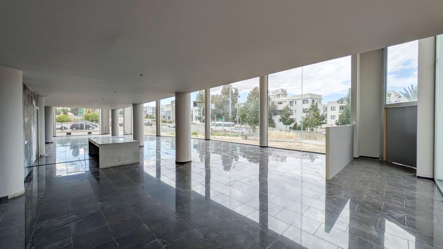 Mixed-use Building in a prime location in Strovolos, Nicosia – id S20003