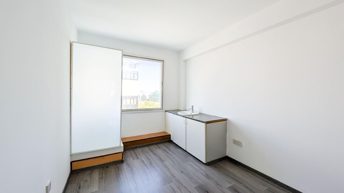 Office space in Trypiotis, Nicosia – id S32981