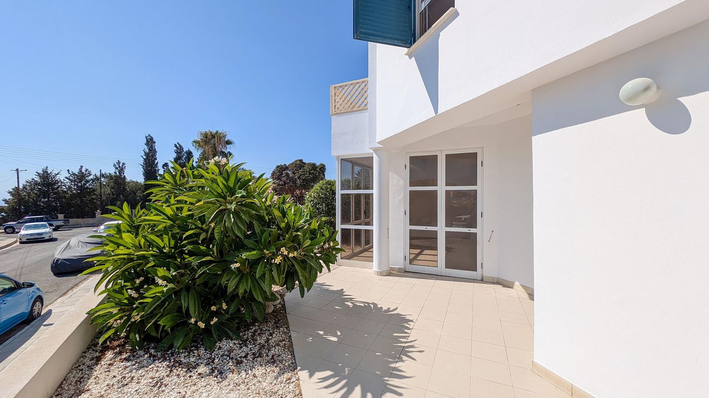Two Storey Semi Detached House in Chloraka, Paphos – id S32590
