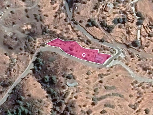 Residential field in Pano Pyrgos, NIcosia – id S20214