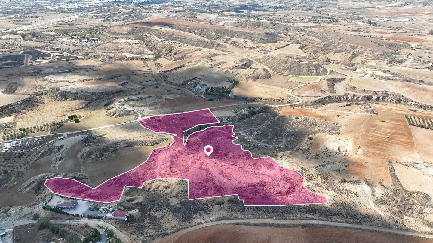 Large Agricultural field in Pano Deftera, Nicosia – id S45478