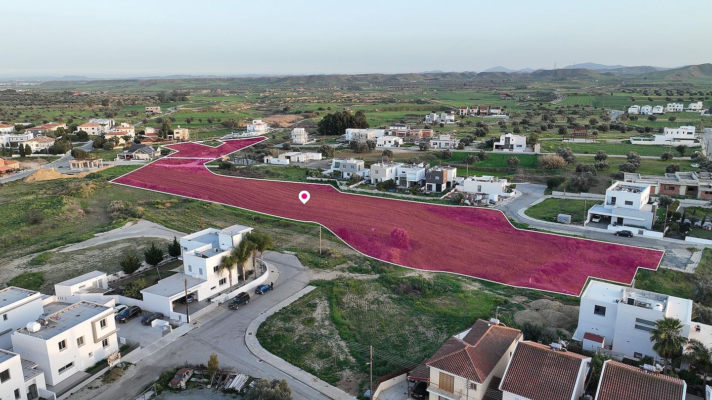 Investment Opportunity – 75% Undivided Share of Four Adjacent Residential Fields in Tseri, Nicosia – id S30687