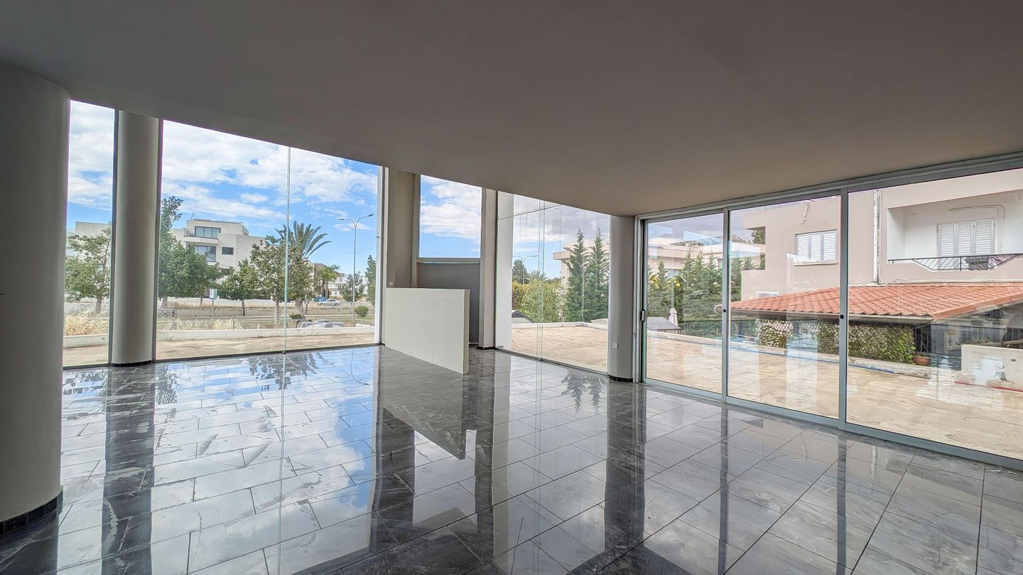 Mixed-use Building in a prime location in Strovolos, Nicosia – id S20003