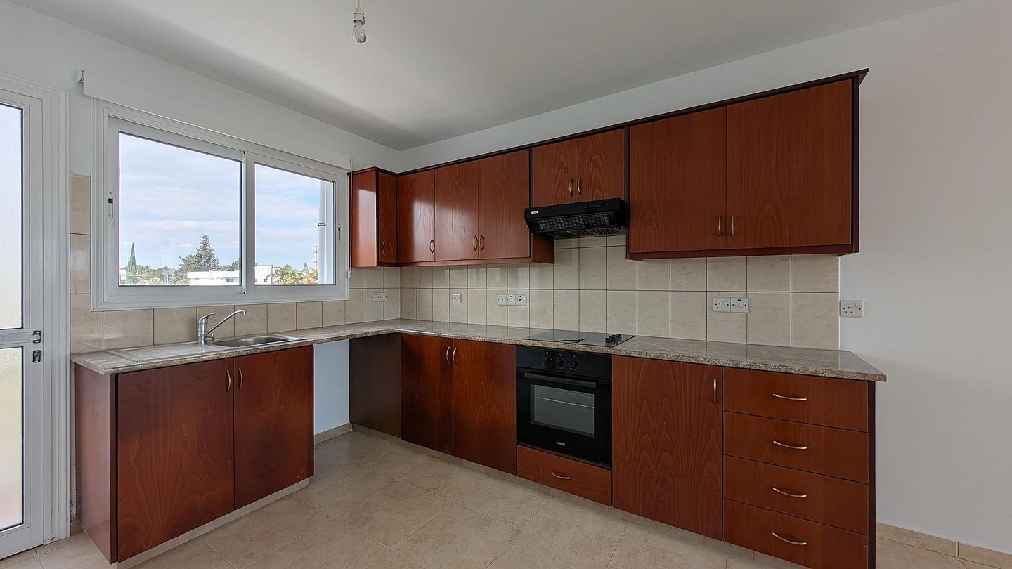 Investment Opportunity: Three-Storey Residential Building with 4 Apartments in Kiti, Larnaca – id S2845