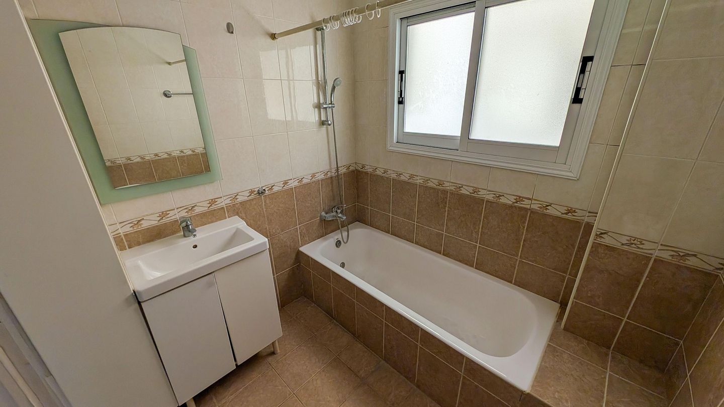 Two-Bedroom Apartment in Mesa Chorio, Paphos – id S42088