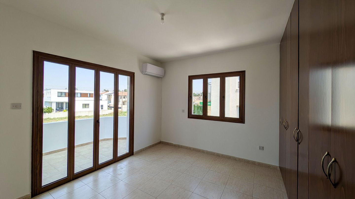 Detached Two Storey House in Aradippou, Larnaca – id S31886
