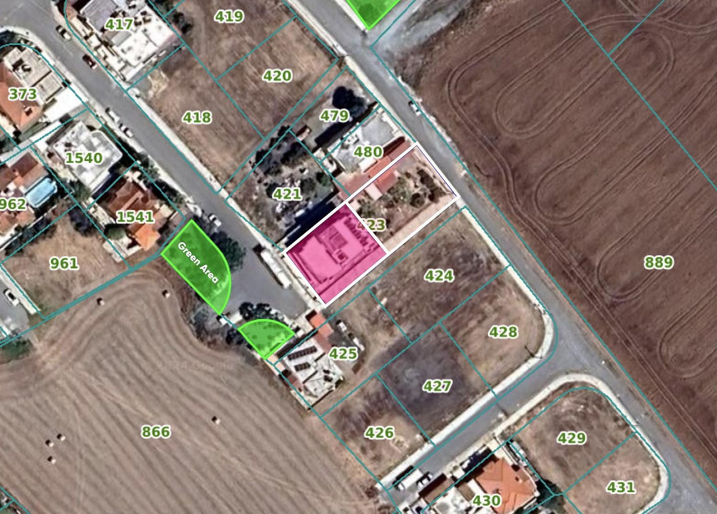 Investment Opportunity: Three-Storey Residential Building with 4 Apartments in Kiti, Larnaca – id S2845
