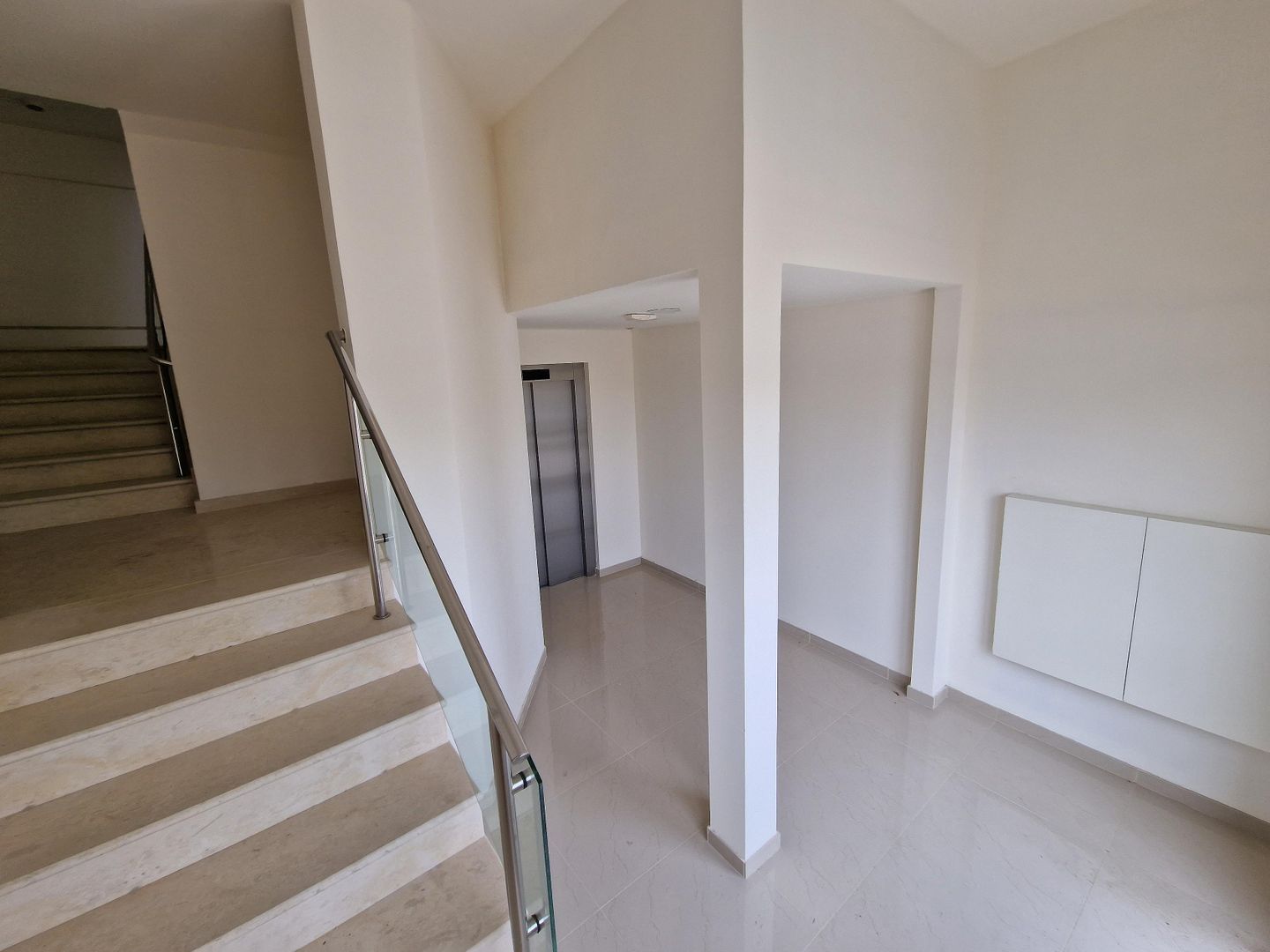 Two Full-Floor Office Spaces in Engomi, Nicosia – id S44786