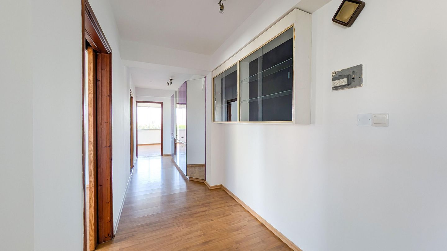 Office space in Trypiotis, Nicosia – id S32981
