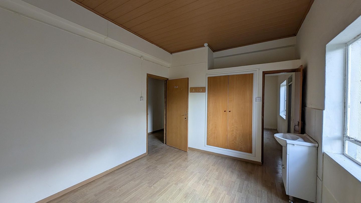 Former Hotel Building with Development Potential – Pedoulas, Nicosia – id S40424