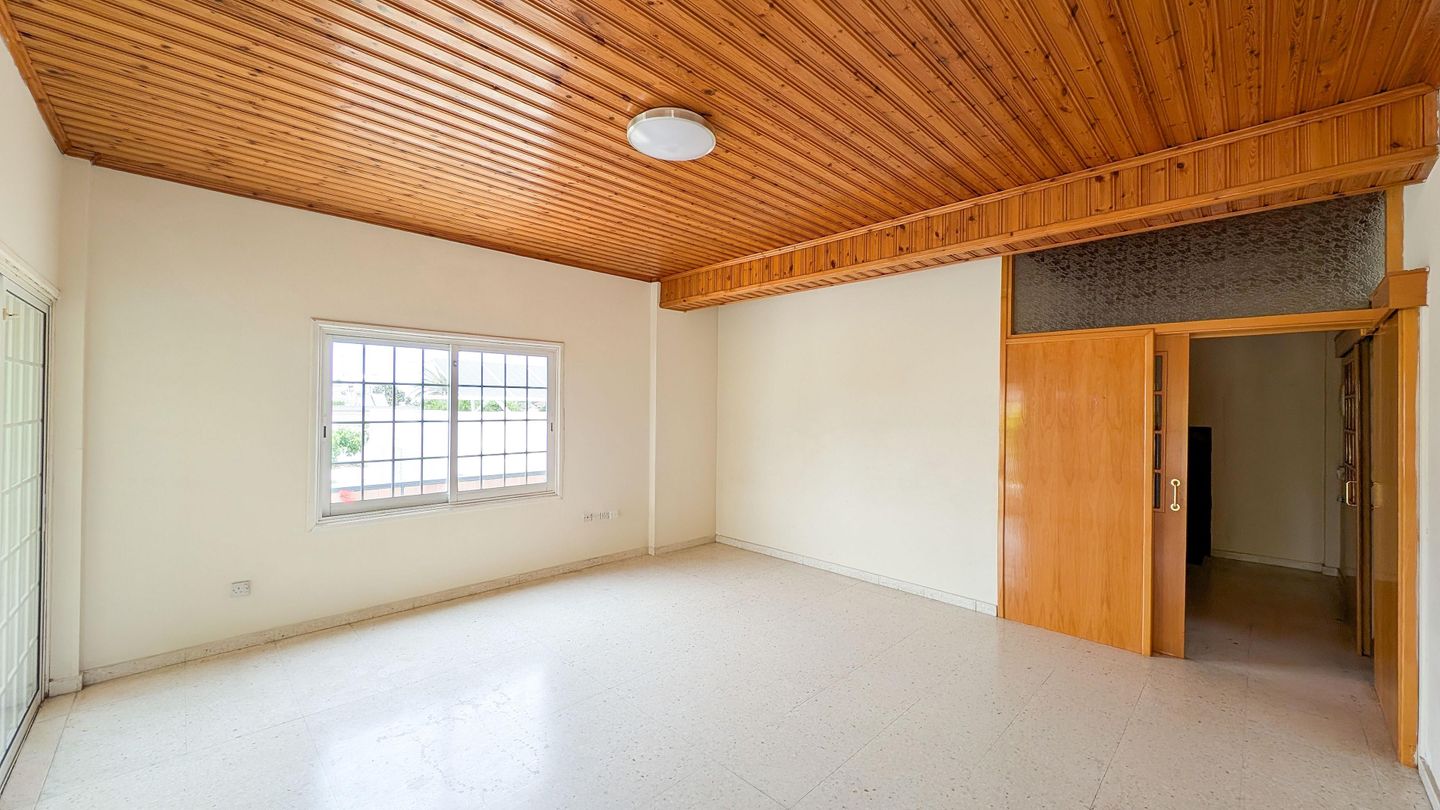 Three-Bedroom House in Dali, Nicosia – id S232