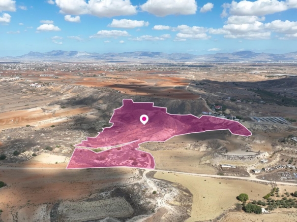 Large Agricultural field in Pano Deftera, Nicosia – id S45478