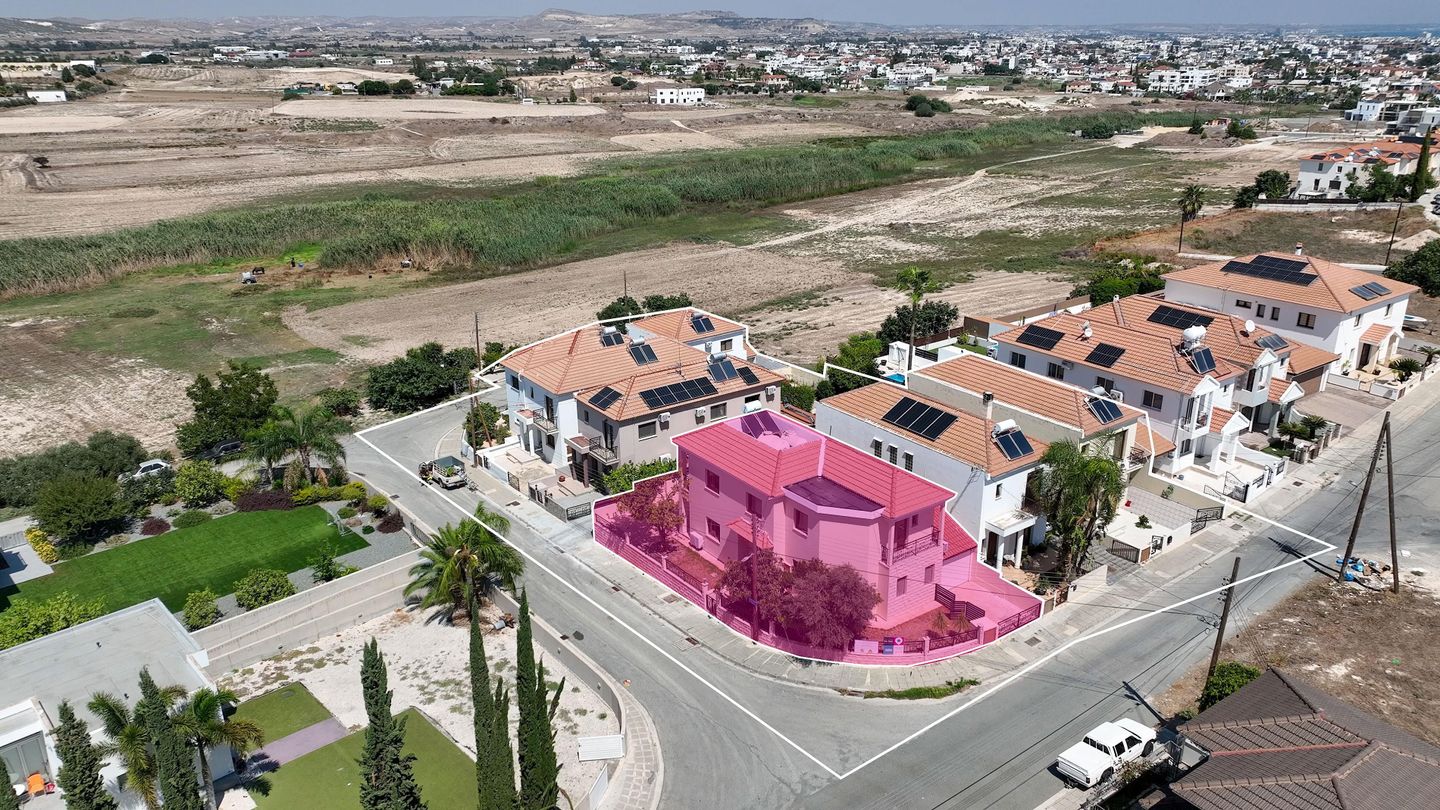 Four-Bedroom House in Aradippou, Larnaca – id S3834