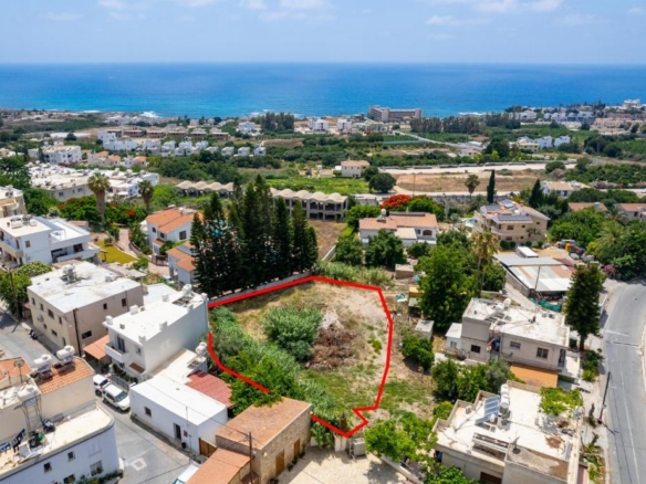 Field in Kissonerga, Paphos – id R8387