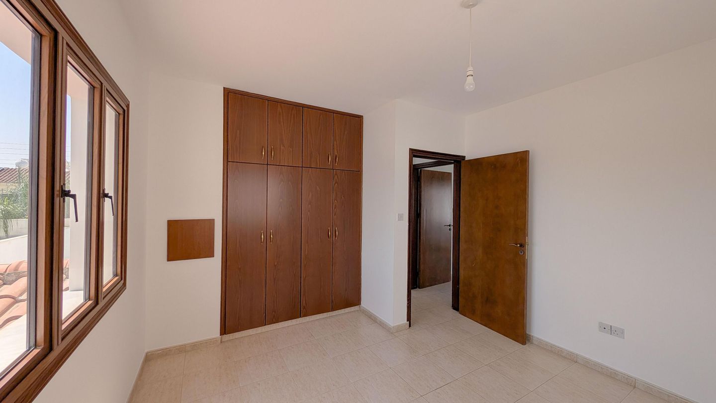 Detached Two Storey House in Aradippou, Larnaca – id S31886