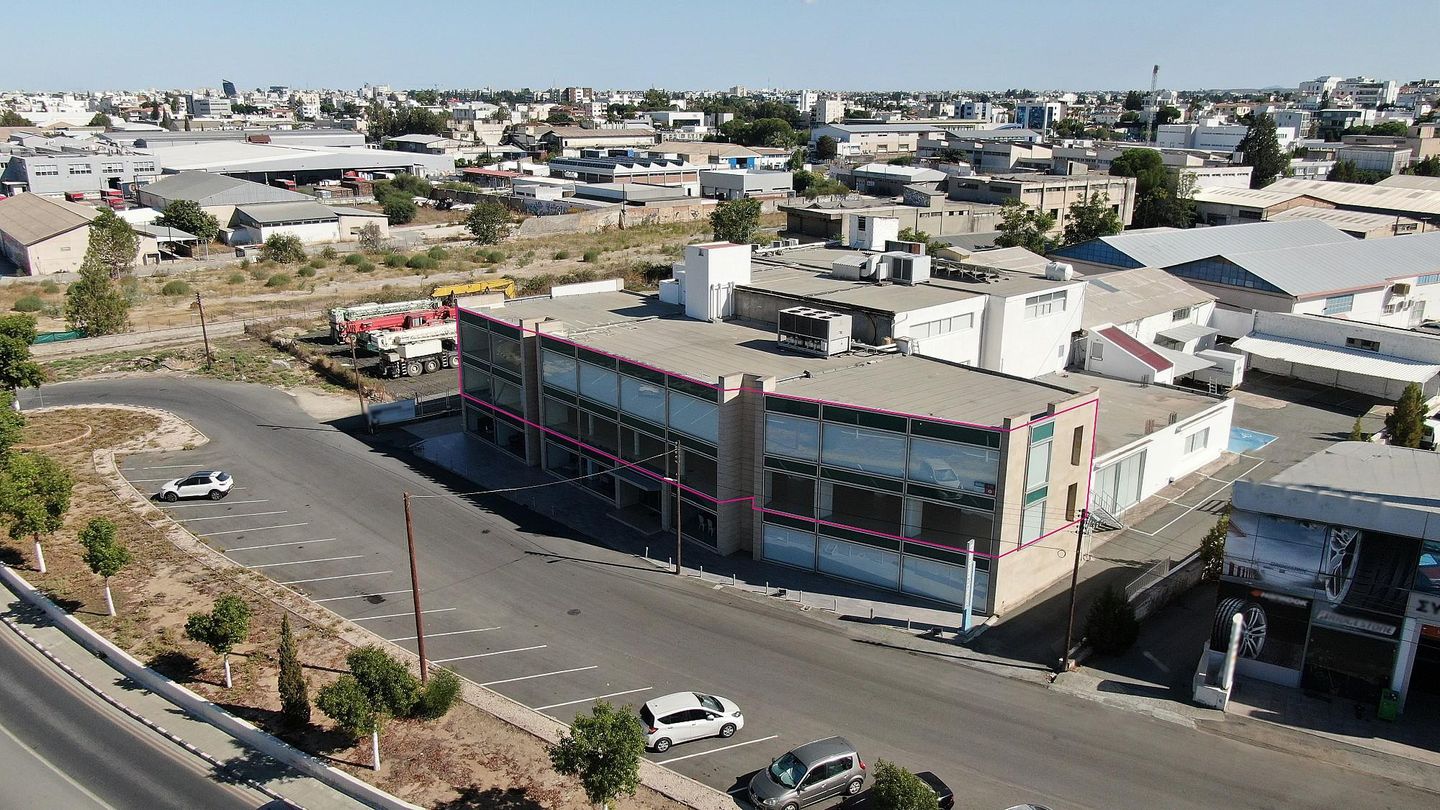 Two Full-Floor Office Spaces in Engomi, Nicosia – id S44786