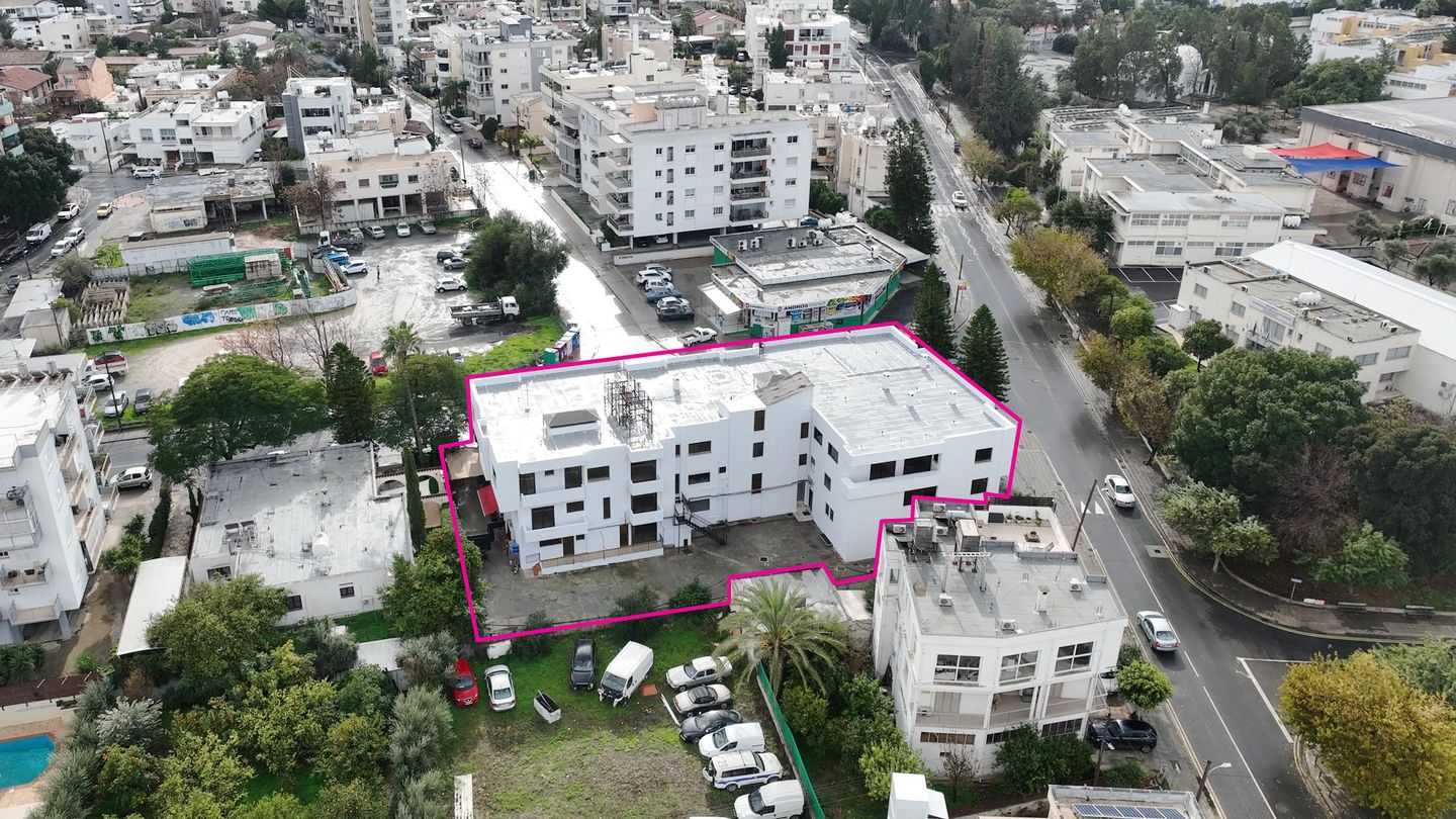 Mixed-use building in Panagia, Nicosia – id S835