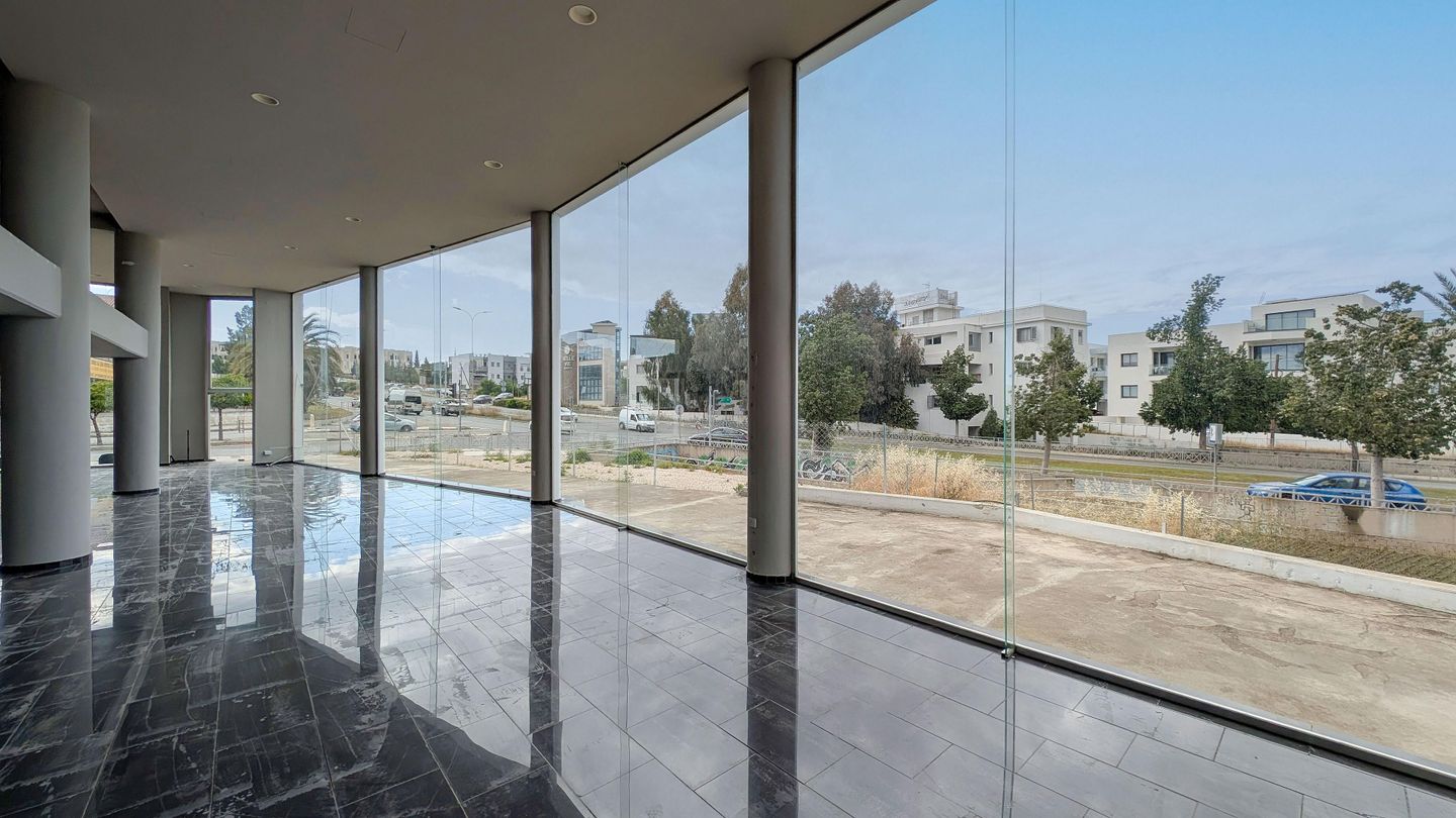 Mixed-use Building in a prime location in Strovolos, Nicosia – id S20003