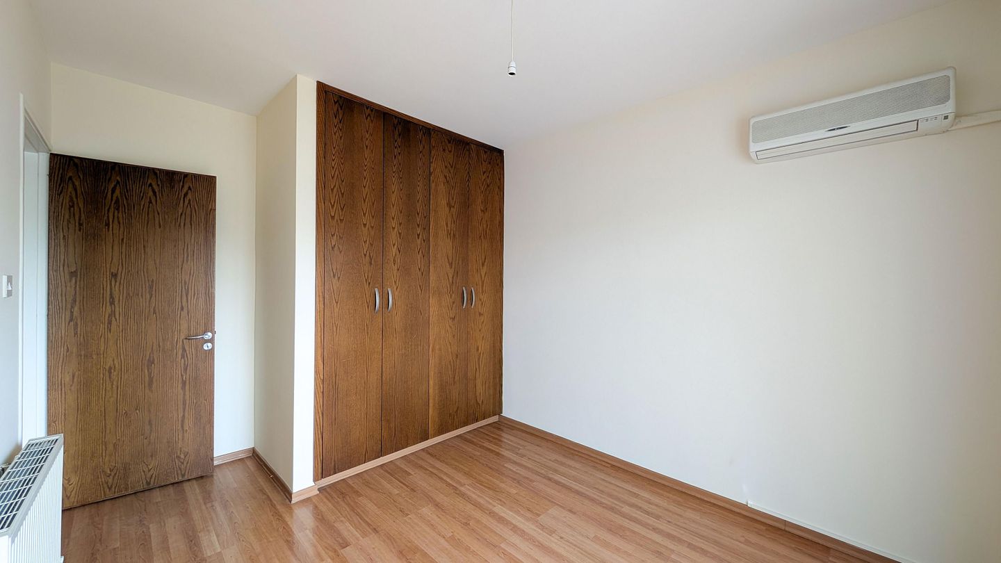 Three-bedroom Apartment in Chryseleousa, Strovolos, Nicosia – id S41473