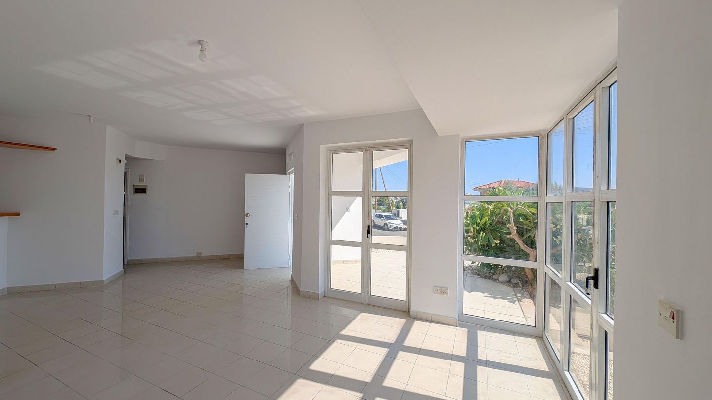 Two Storey Semi Detached House in Chloraka, Paphos – id S32590