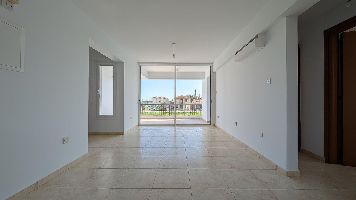 Investment Opportunity: Three-Storey Residential Building with 4 Apartments in Kiti, Larnaca – id S2845