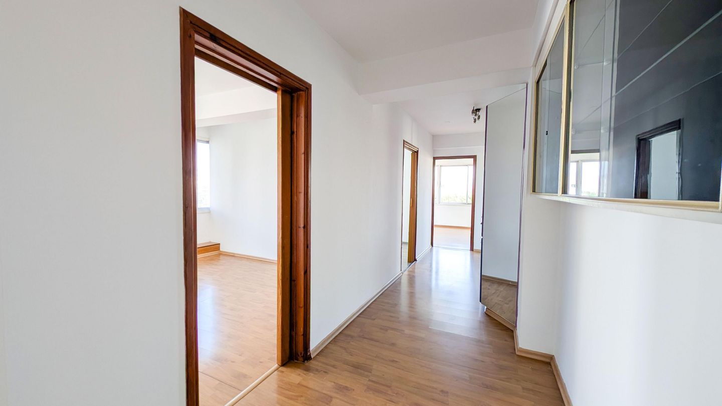Office space in Trypiotis, Nicosia – id S32981