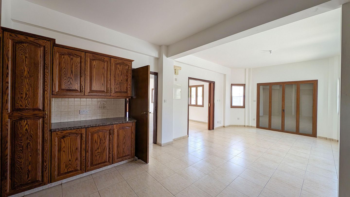 Detached Two Storey House in Aradippou, Larnaca – id S31886