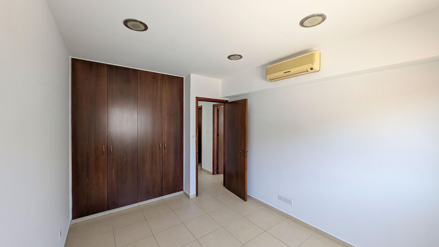 Three-Bedroom semi-detached house in Pera Chorio, Nicosia – id S41110