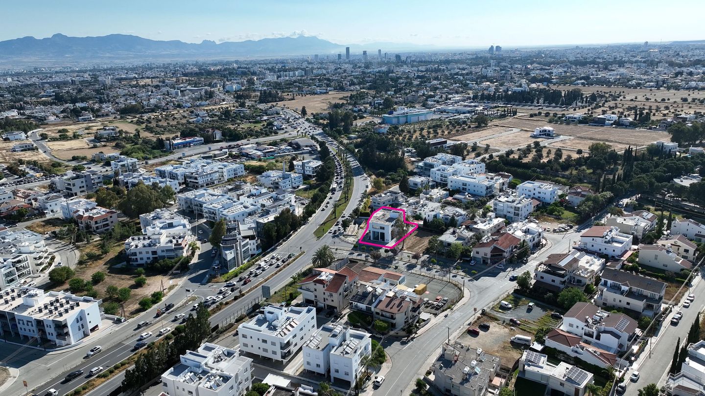 Mixed-use Building in a prime location in Strovolos, Nicosia – id S20003