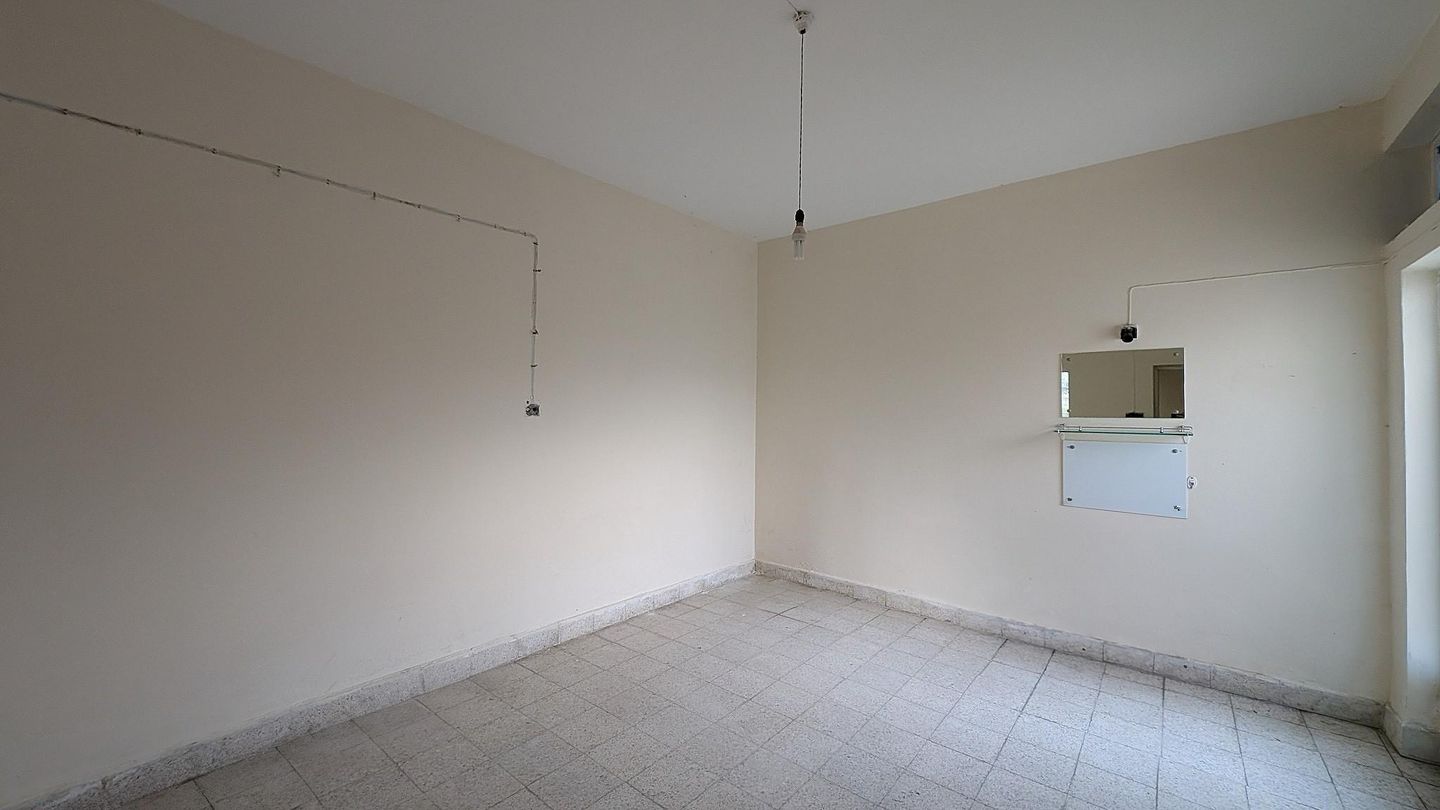 Former Hotel Building with Development Potential – Pedoulas, Nicosia – id S40424