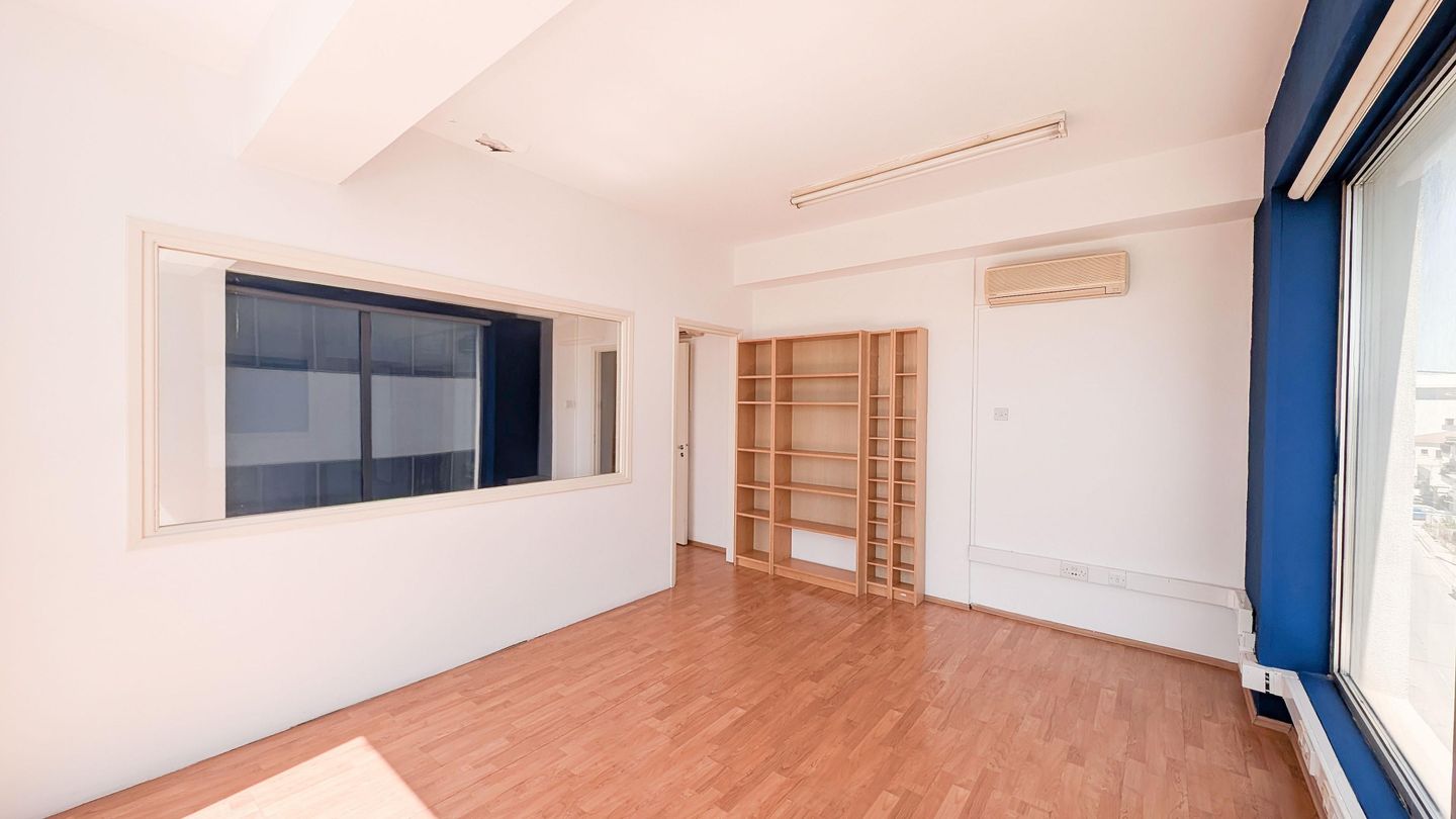 Yield Producing, Mixed-use commercial building in Acropoleos Avenue, Strovolos, Nicosia – id S46027
