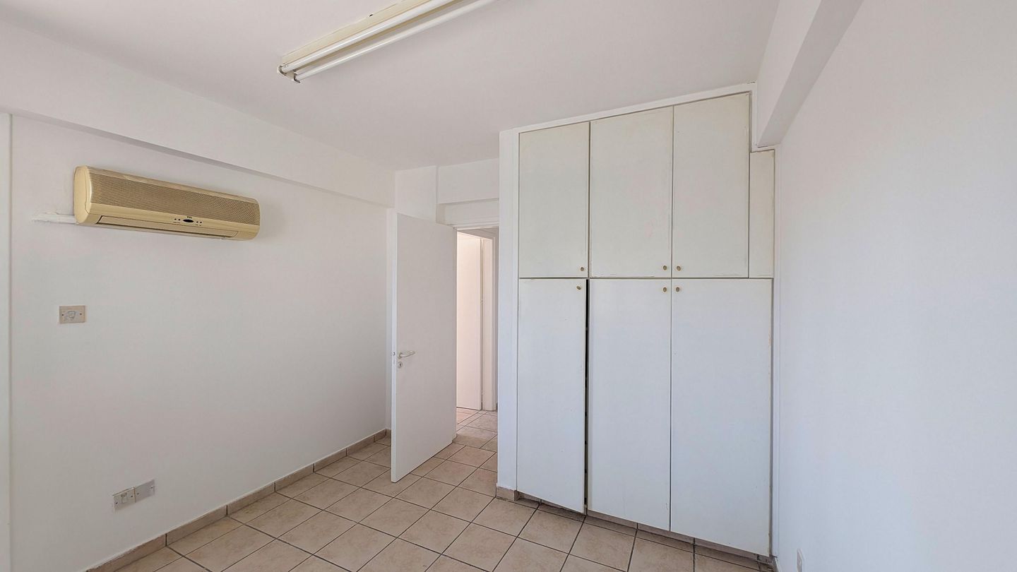 Three-Bedroom Apartment in Panagia, Nicosia – id S33366