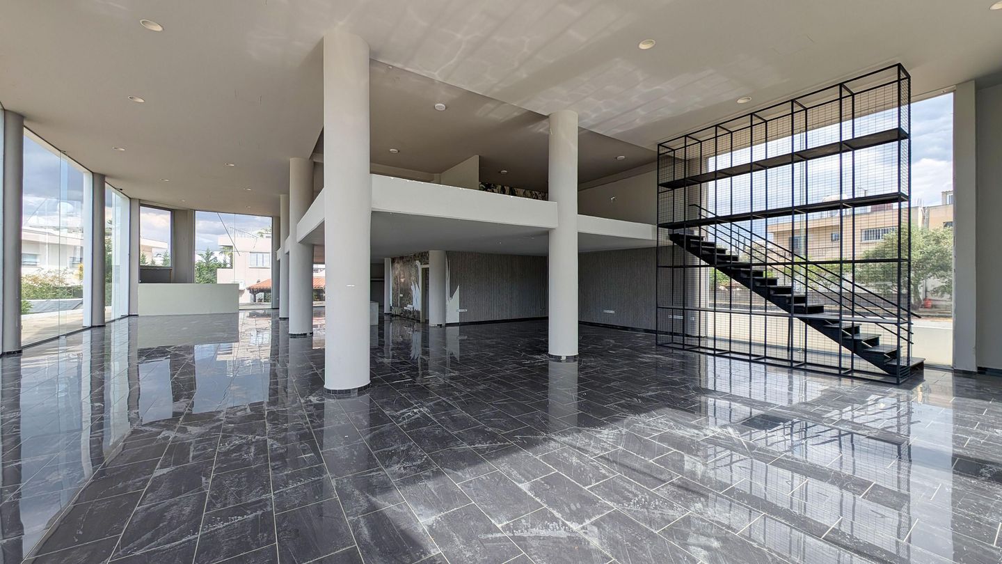 Mixed-use Building in a prime location in Strovolos, Nicosia – id S20003