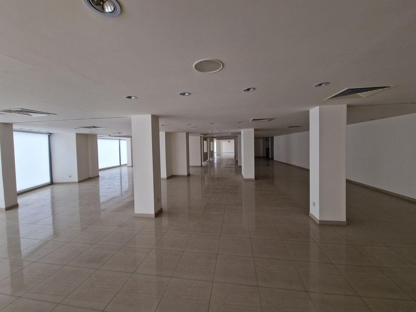 Two Full-Floor Office Spaces in Engomi, Nicosia – id S44786