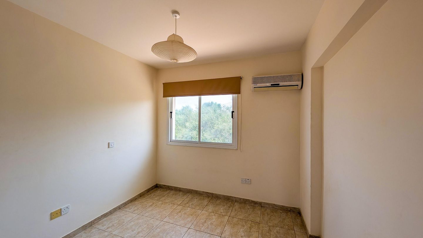 Three Bedroom Apartment in Kapparis, Paralimni, Ammochostos – id S45581