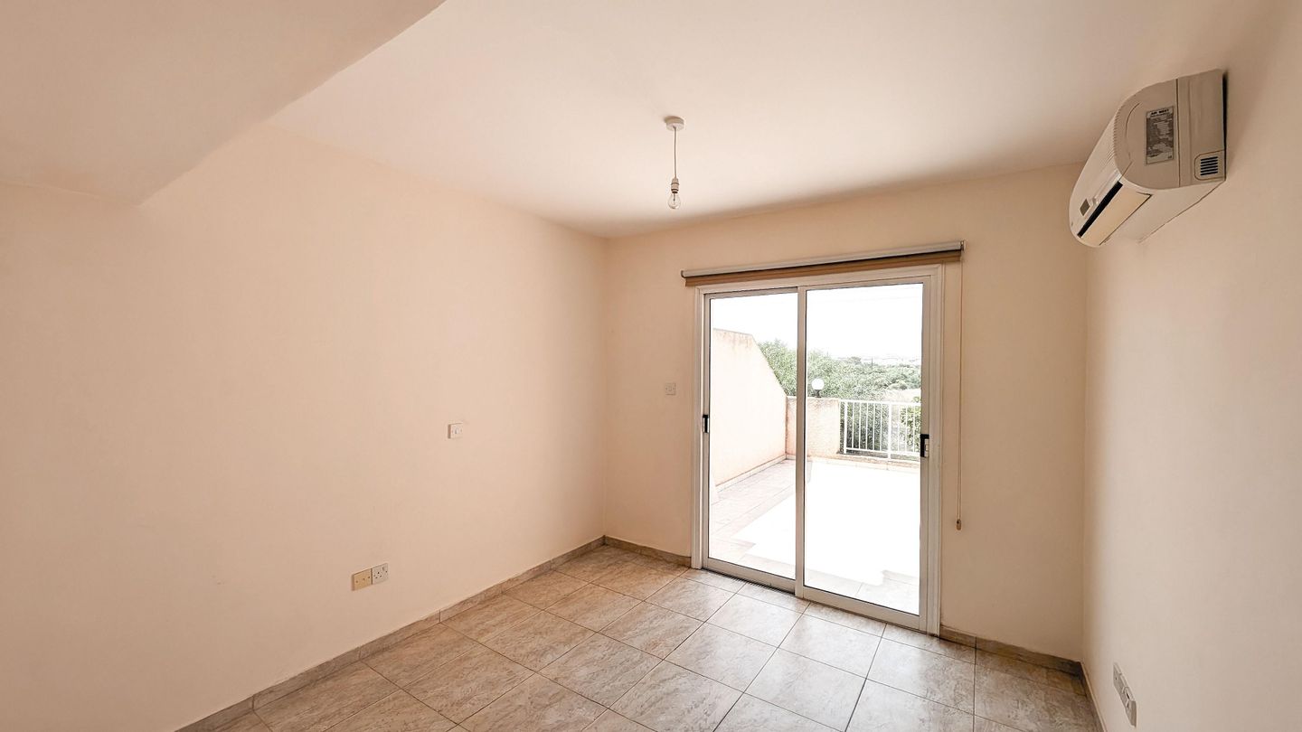 Three Bedroom Apartment in Kapparis, Paralimni, Ammochostos – id S45581
