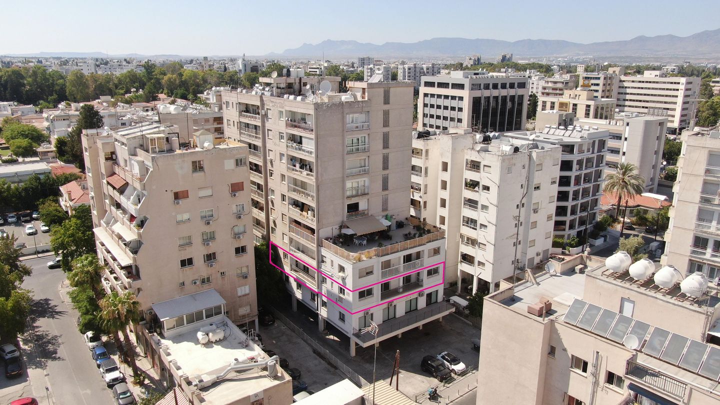 Office Unit in Agioi Omologites, Nicosia – id S44909