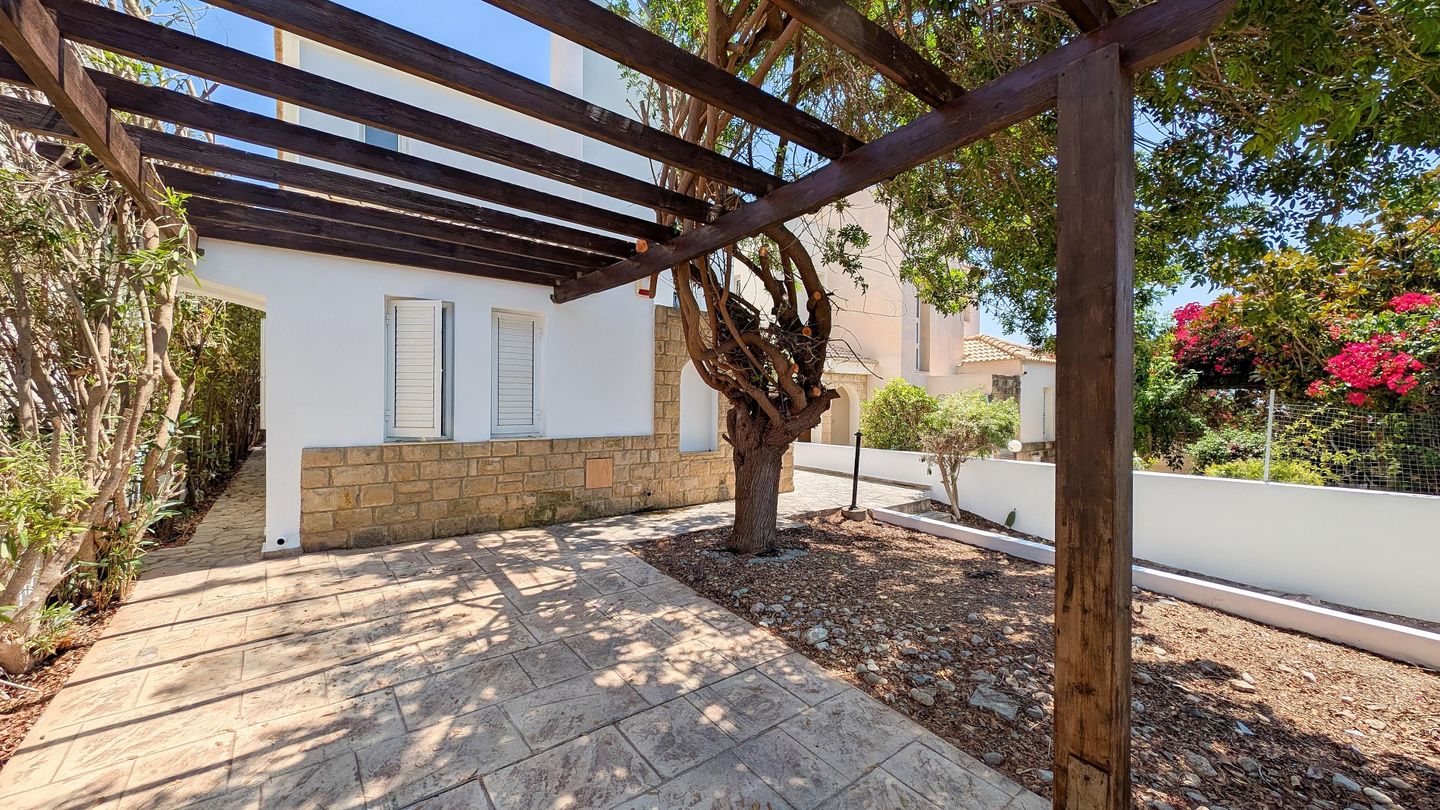 Detached Two Storey House in Pegeia, Paphos – id S4255
