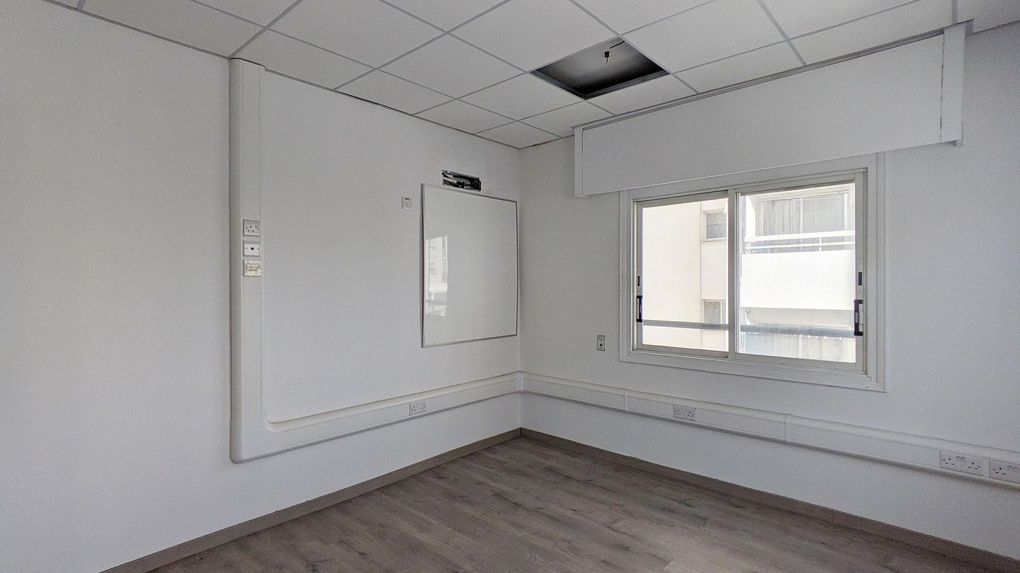 Office Unit in Agioi Omologites, Nicosia – id S44909