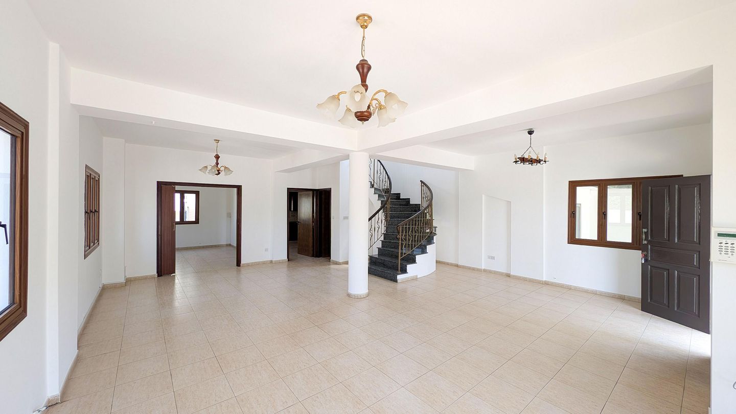 Detached Two Storey House in Aradippou, Larnaca – id S31886