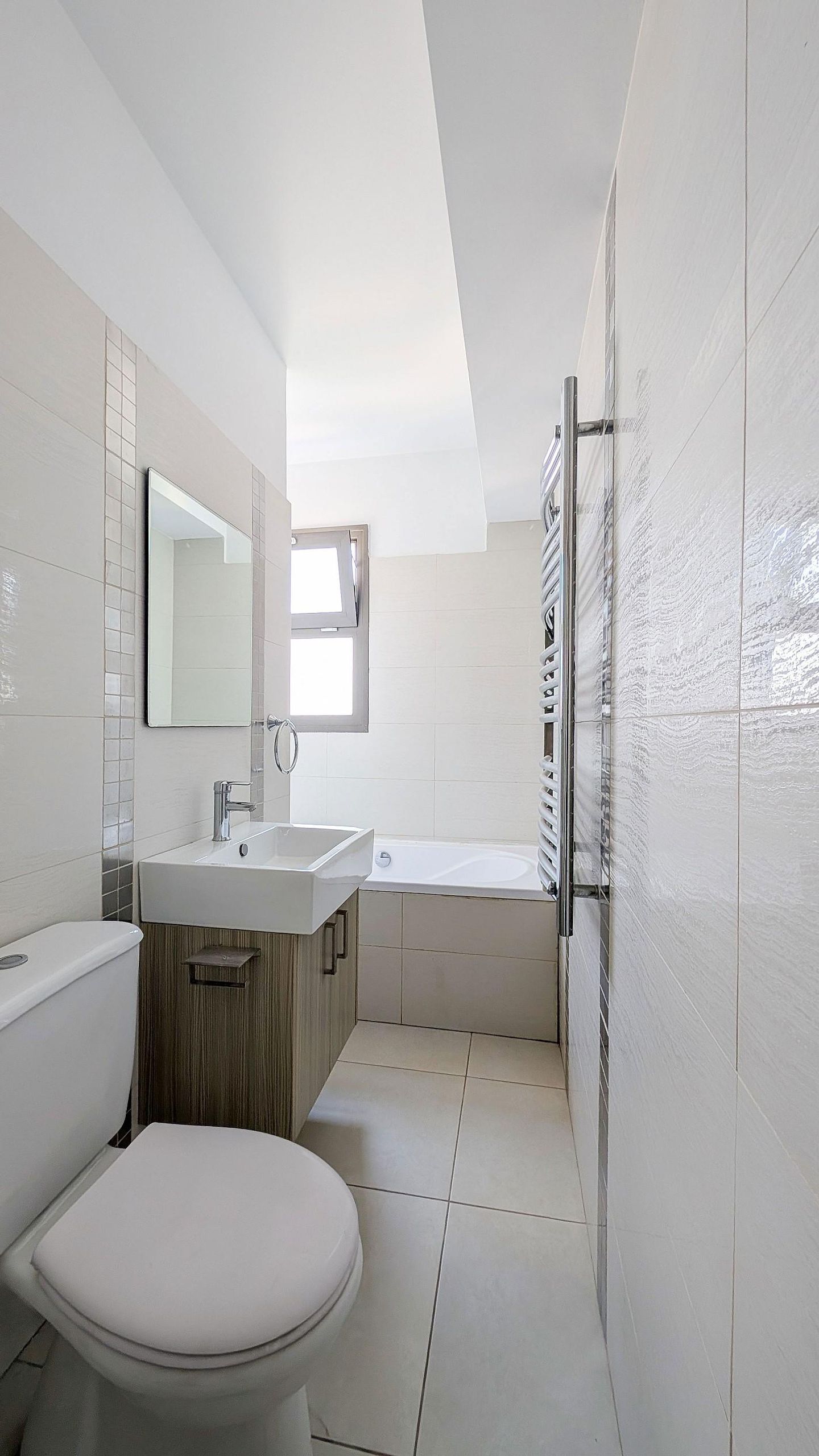 Two-Bedroom Apartment with Roof Garden in Lakatamia, Nicosia – id S6155