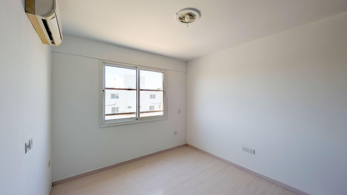 Two-Bedroom Apartment in Kolossi, Limassol – id S33626