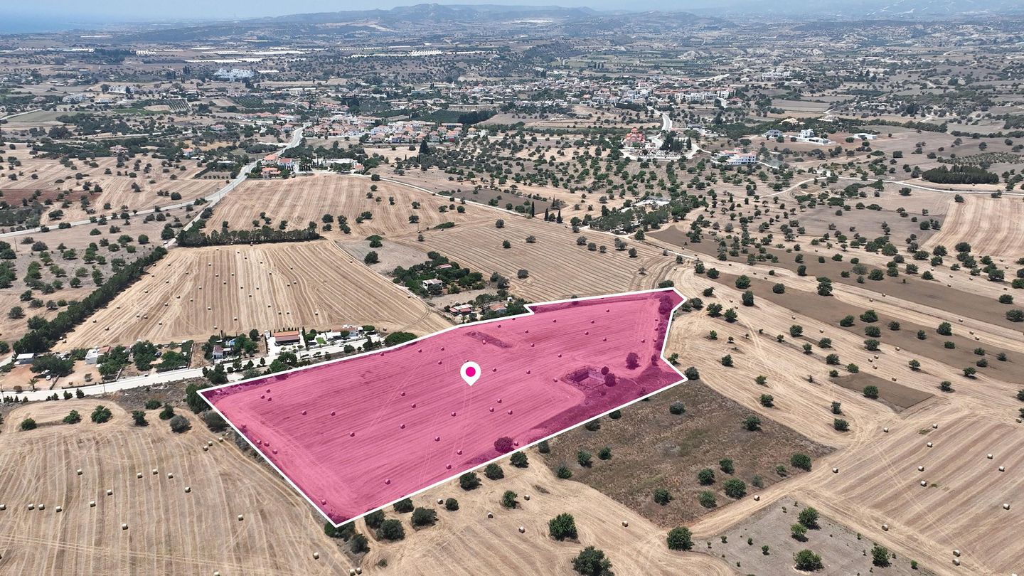 Agricultural field in Mazotos, Larnaca – id S852