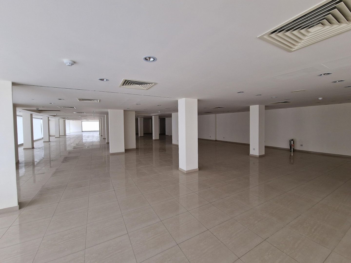 Two Full-Floor Office Spaces in Engomi, Nicosia – id S44786
