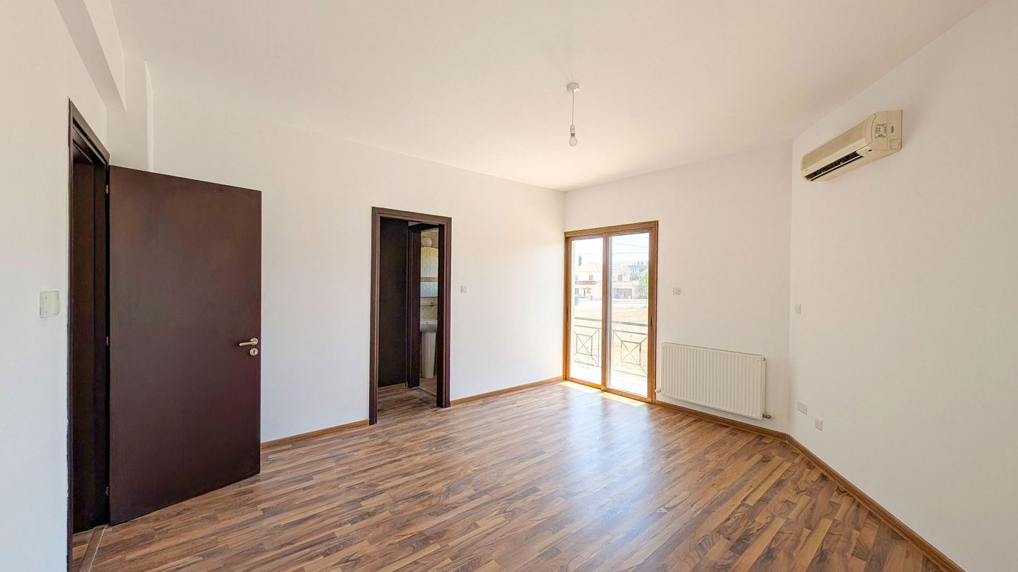 Four-Bedroom House in Aradippou, Larnaca – id S3834