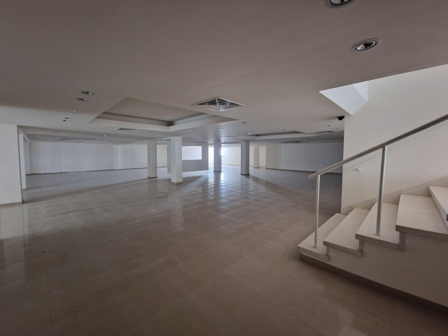 Two Full-Floor Office Spaces in Engomi, Nicosia – id S44786