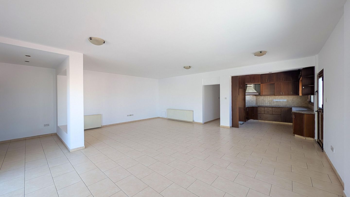 Ground-Floor House in Agios Athanasios, Limassol – id S31792