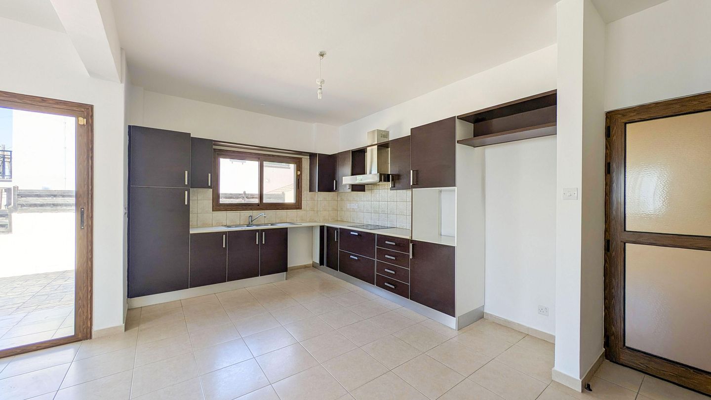 Four-Bedroom House in Aradippou, Larnaca – id S3834