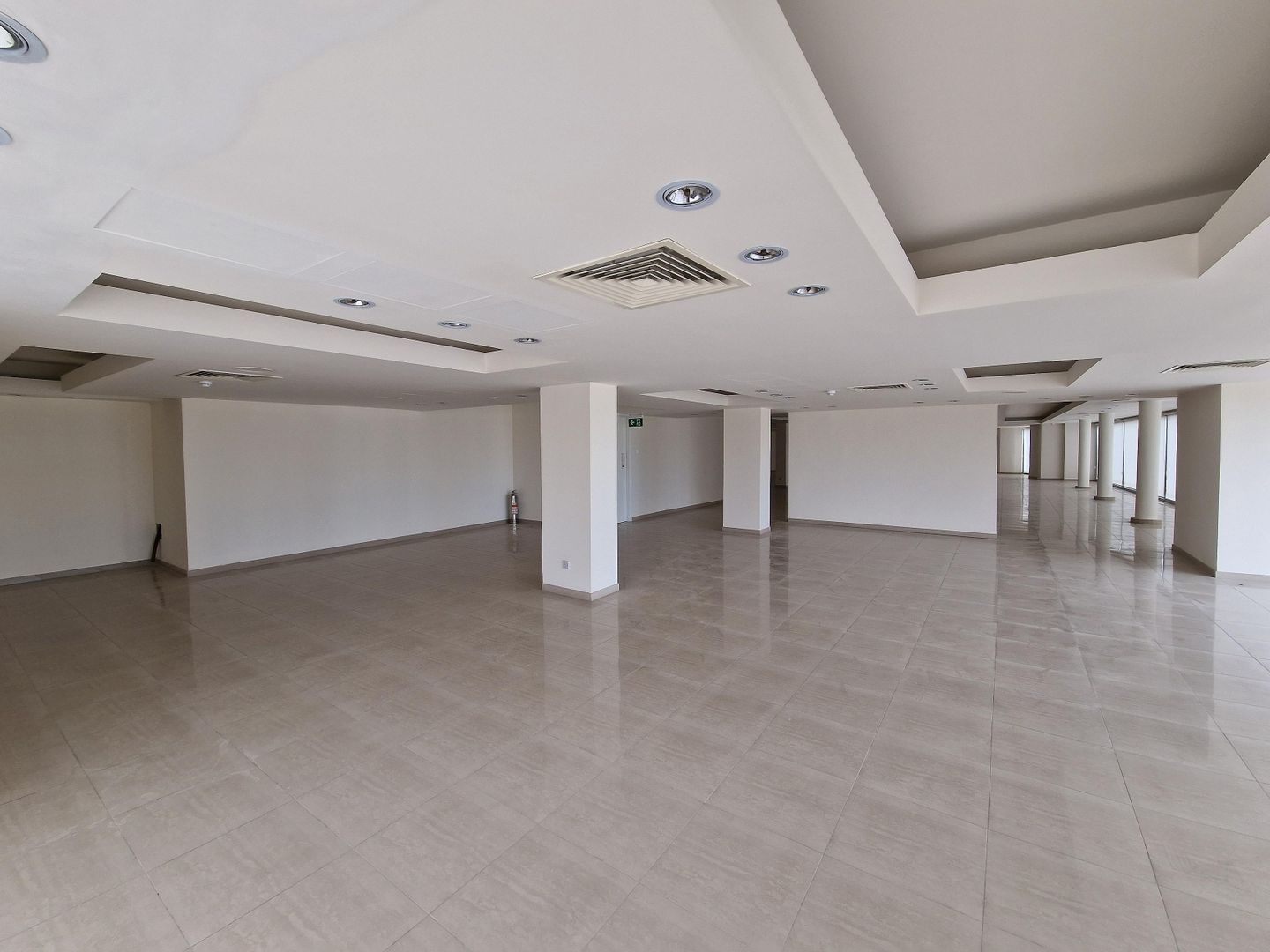 Two Full-Floor Office Spaces in Engomi, Nicosia – id S44786
