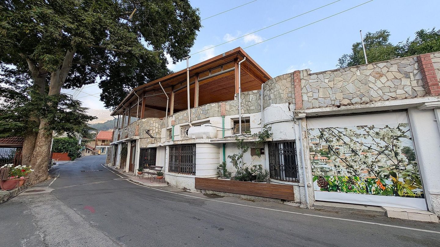 Former Hotel Building with Development Potential – Pedoulas, Nicosia – id S40424